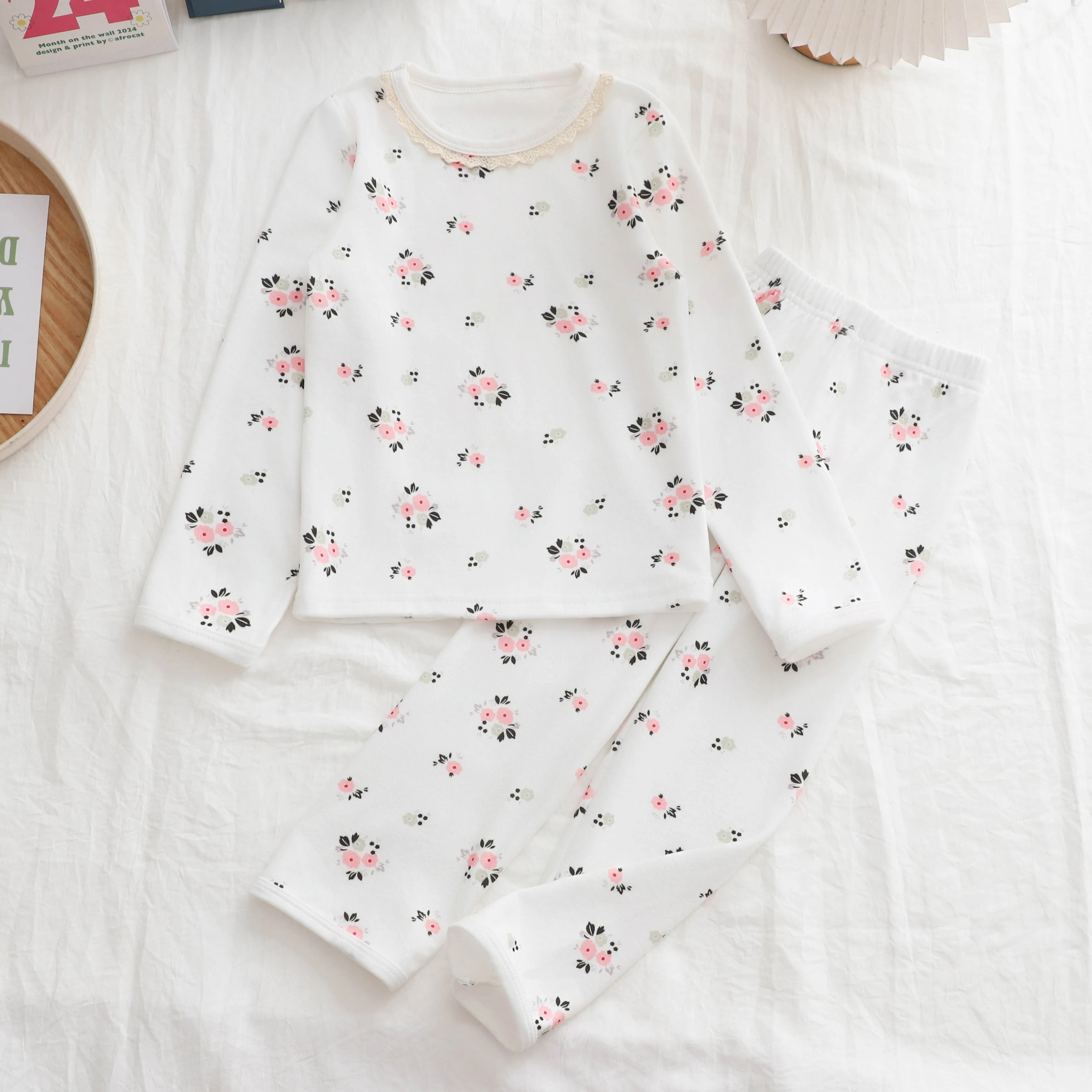 De Rong Thermal Autumn Clothing Set for Girls, Floral Loungewear, Long-Sleeved Top and Long Pants Set, Pajamas, New Spring and Autumn Two-Piece Trendy Set
