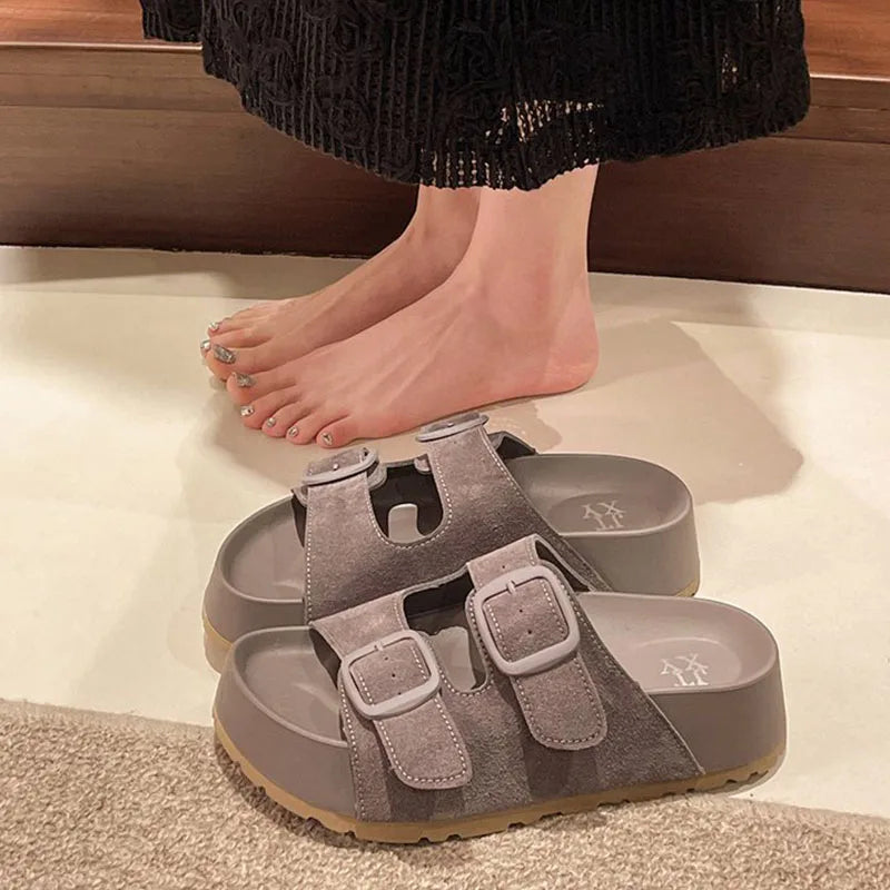 Smile Women Slippers Retro Trend With Buckle Slippers Summer Casual Women Shoes Comfortable Beach Slippers Round-headed Slippers