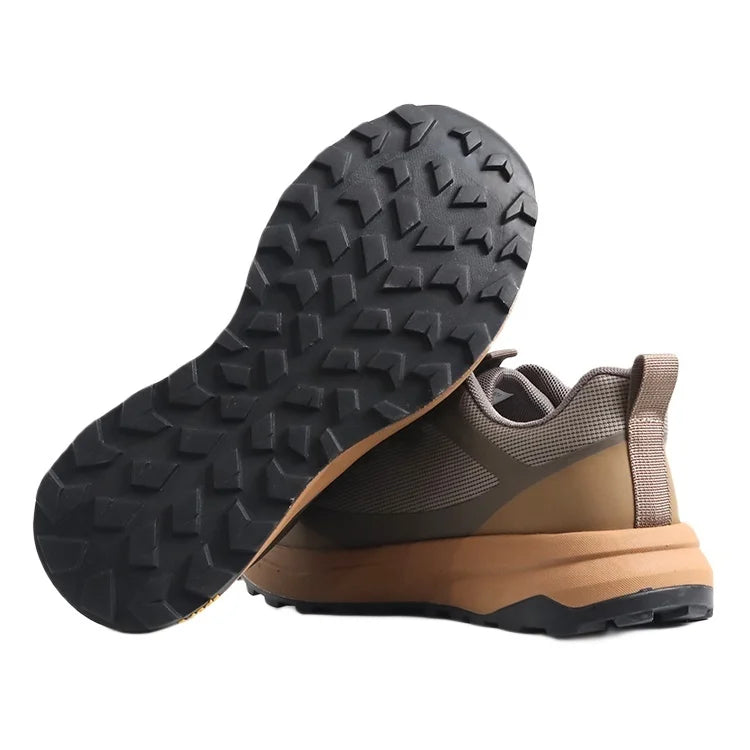Men's sports shoes, a fashionable and casual style of sports shoes, with a lightweight, breathable and slip-resistant design.