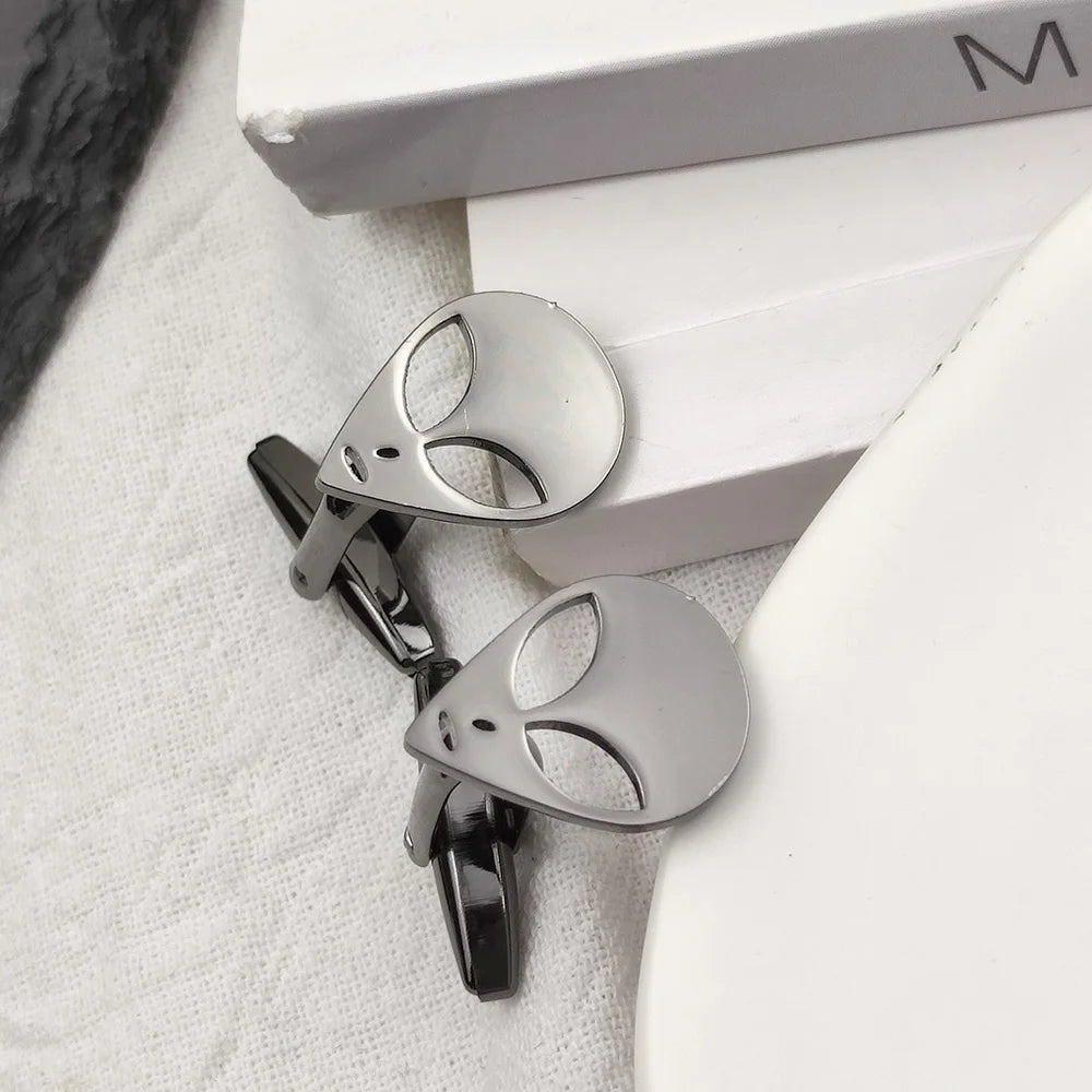 Cufflinks for Mens Alien Cuff Links Men's Shirt Cuff Buttons Stainless Steel Jewelry Accessories Christmas Present Wholesale