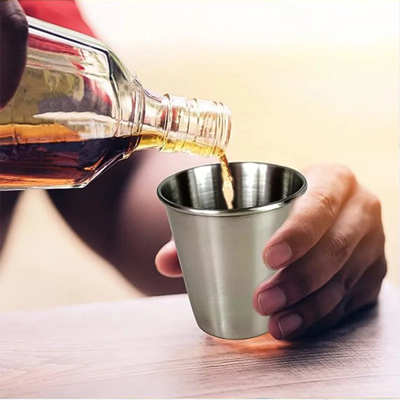 Outdoor camping -4-piece set of stainless steel mini whiskey glasses, portable black leather bag, 30ml/70ml/160ml