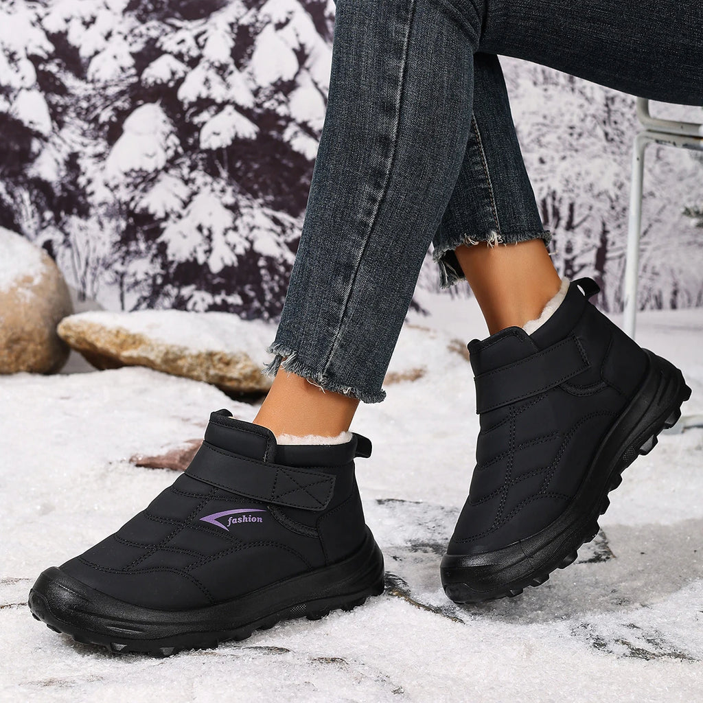 Women's cotton shoes for winter 2025 warm and comfortable casual and versatile waterproof and anti-slip wear-resistant shipping