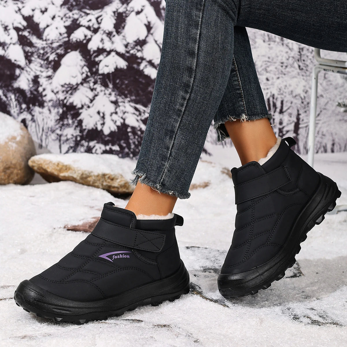 Women's cotton shoes for winter 2025 warm and comfortable casual and versatile waterproof and anti-slip wear-resistant shipping