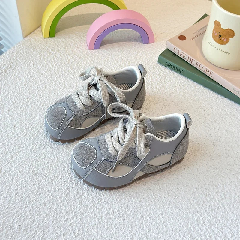 Kids Sports Shoes Toes Capped Anti-kicked Boys Girls Casual Shoes Non-slip Soft 2025 New Children Running Shoes Comfort Insole