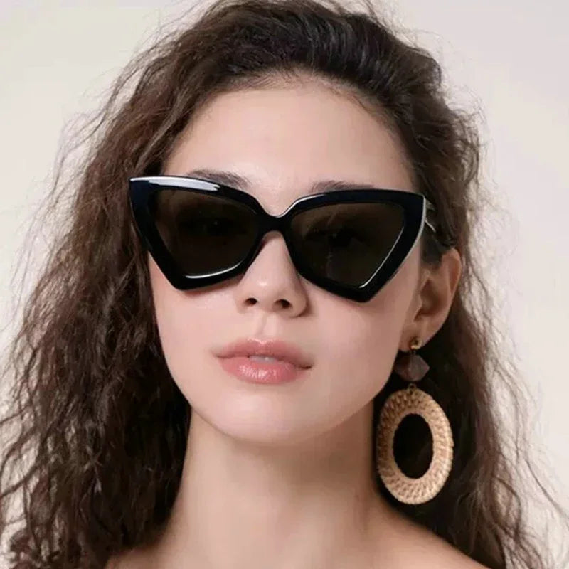 Fashion Vintage Cat Eye Sunglasses for Women New Brand Women's Sun Glasses Summer Outdoor Sunshade Oculos De Sol UV400 Eyewear - Free Item.