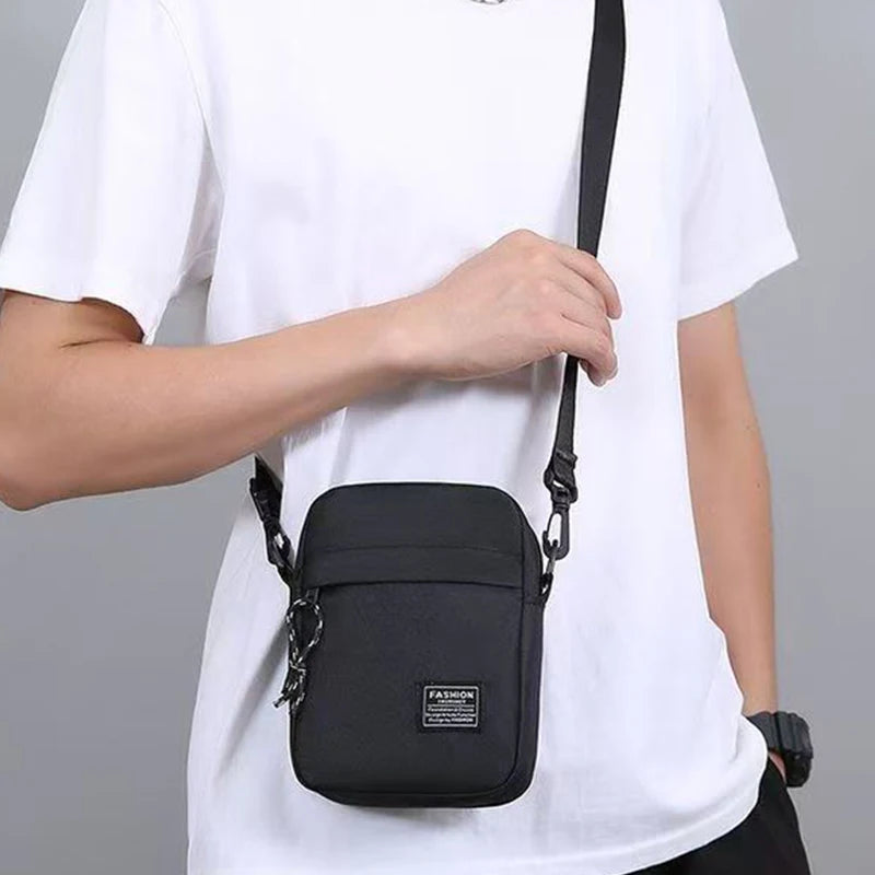 Men's bag, available in single shoulder or cross-body design, suitable for daily use during school. Made of nylon material - Free Item