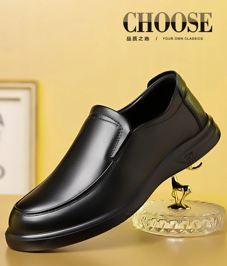 New Designer Solid Color Dress Shoes for Men Spring Autumn Fashion Leather Shoes Man Soft Sole Business Casual Shoe Male