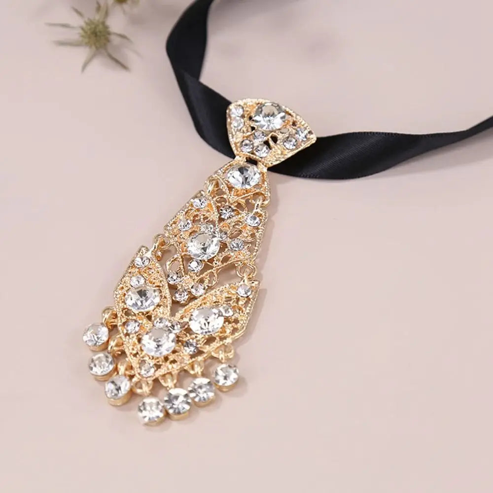 Suit Accessories English Gentleman Style Wedding Tie Women Necktie Men Ties Formal Business Ties Metal Rhinestone Necktie