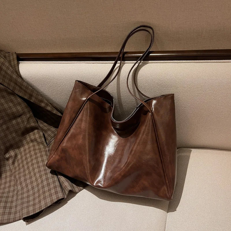 Tote Women's Bag Korean Style Large Capacity Soft Leather Shoulder Bag Retro Casual Hand-held Bucket Bag 2025 Одноплечевая сумка