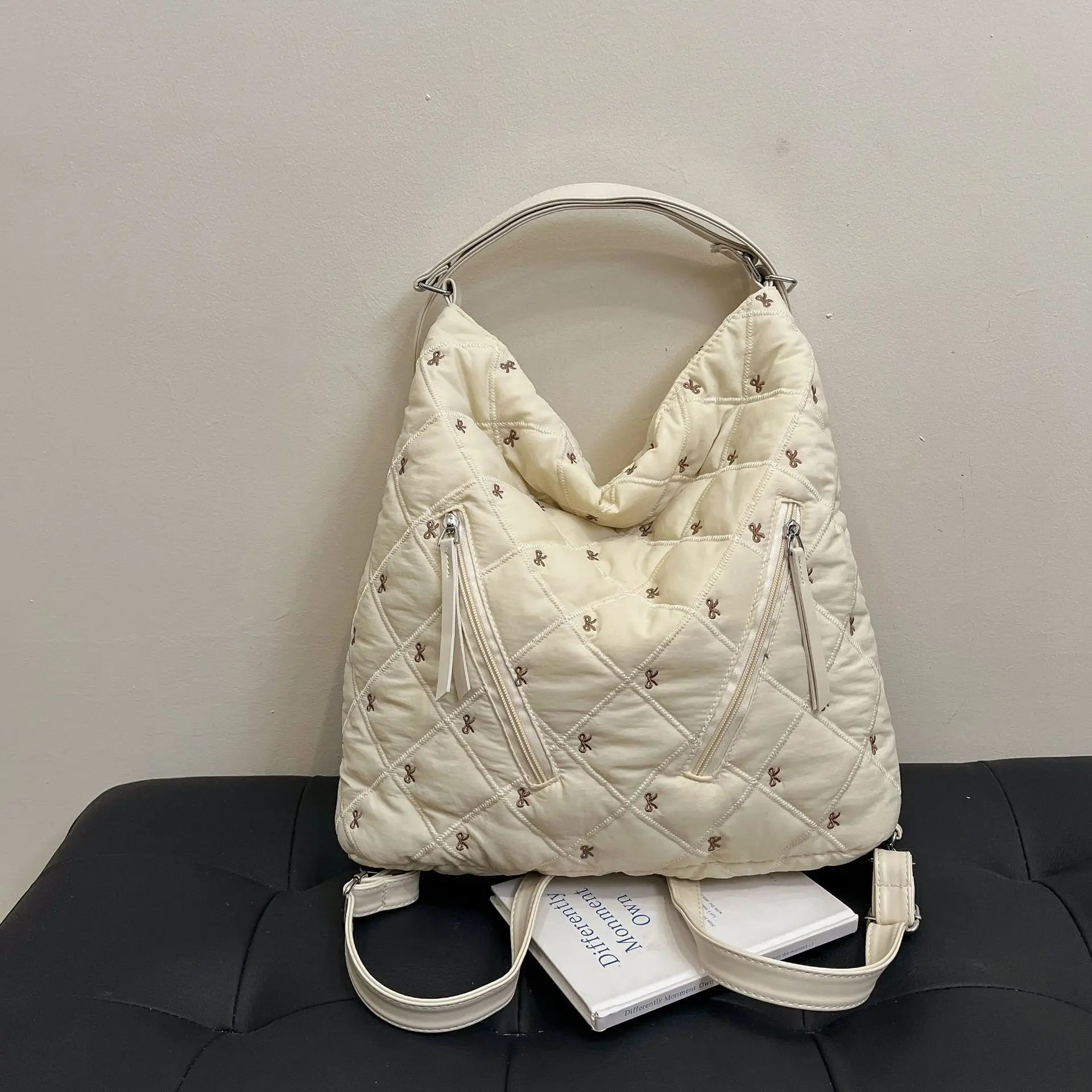 New In Hand Bag Ladies Fashionable Trendy Embroidered Women's Shoulder Soft Bags Nice Totebag Sweet Cool Style For Girls Gift