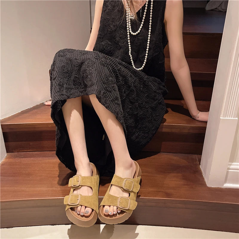 Smile Women Slippers Retro Trend With Buckle Slippers Summer Casual Women Shoes Comfortable Beach Slippers Round-headed Slippers