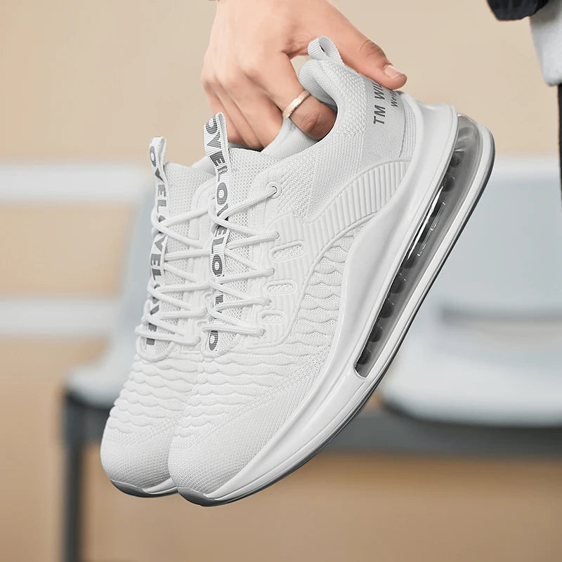 Sports men's shoes - breathable, fashionable, versatile, trendy. Mesh upper, lightweight, soft sole, shock-absorbing. Suitable f