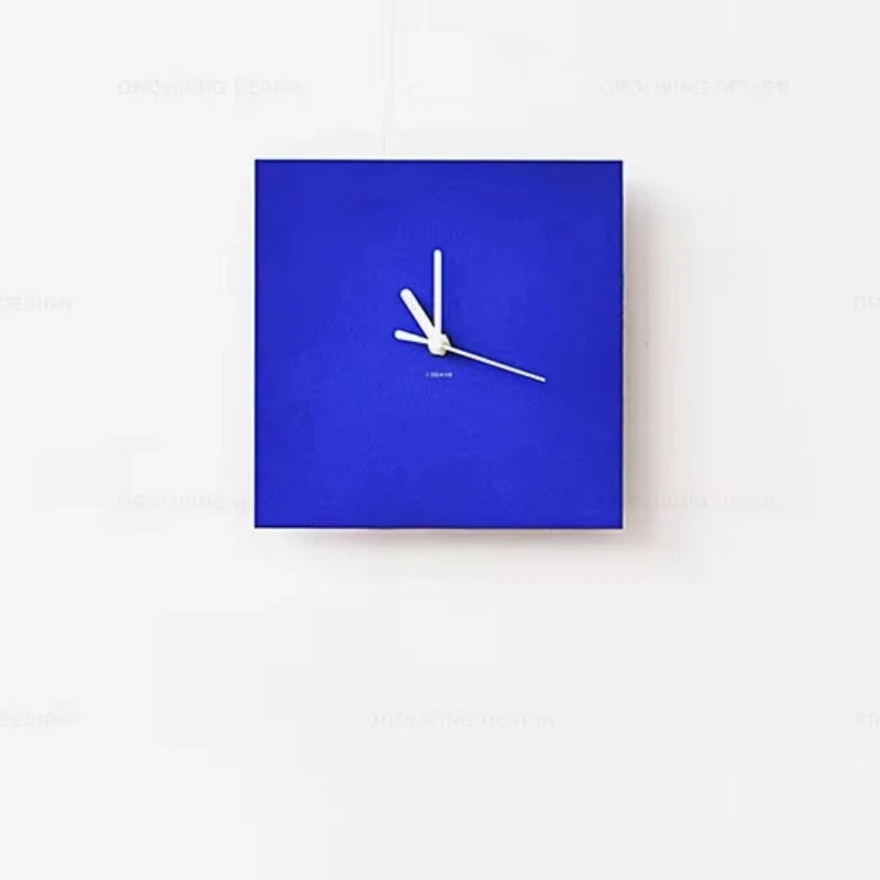 Klein Blue Modern Minimalist Metal Wall Clock Silent Creative Living Room Timepiece for Home Decor