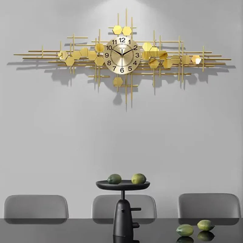Luxury Wall Clock Trendy Creative Design for Dining Room and Living Room Minimalist Statement Piece Unique Personality Decor