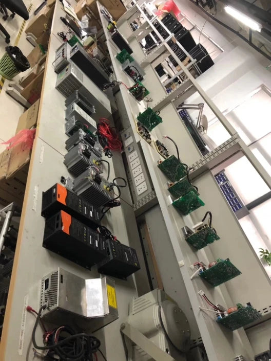 2450 MHz Microwave Power Generator