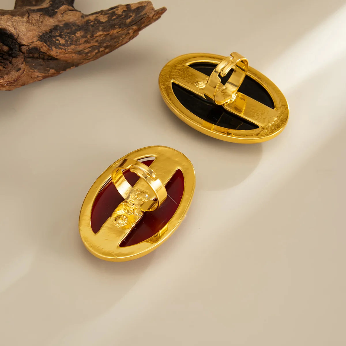 Classic Simple Geometry Red Oval Resin Finger Ring Women Vintage Elegant Rings Charm Party Accessories Jewelry Gift