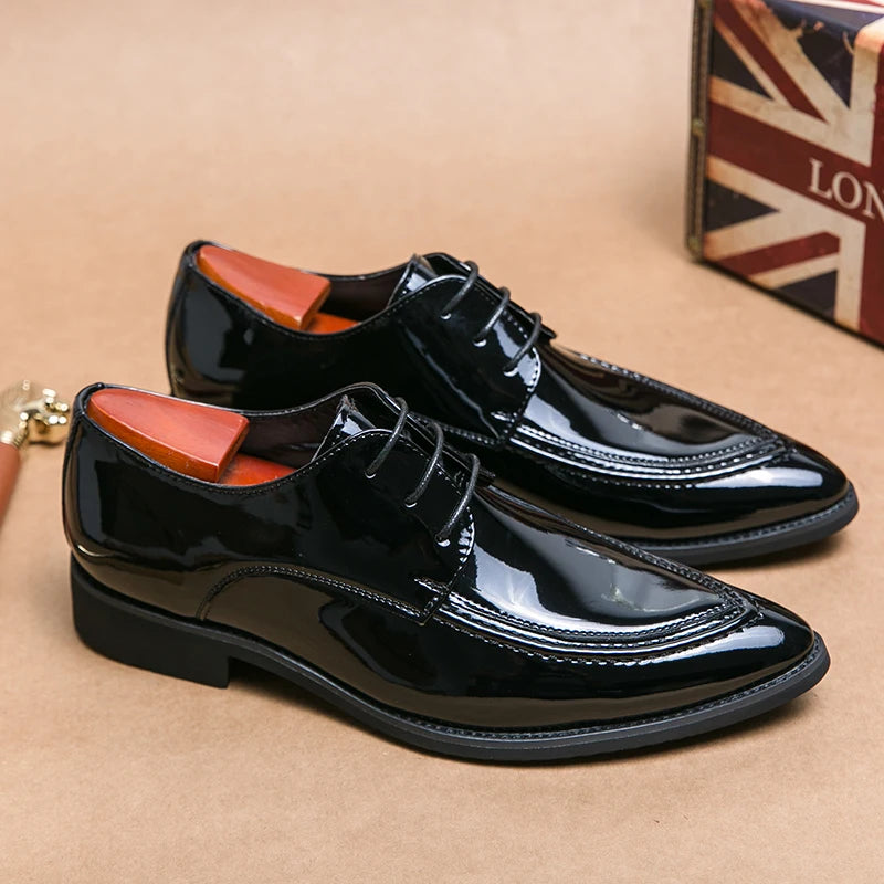 Hot Selling Luxury Banquet Dress Shoes Europe America Men's Pointed Business Shoes Glossy Black Men's Work Leisure Shoes