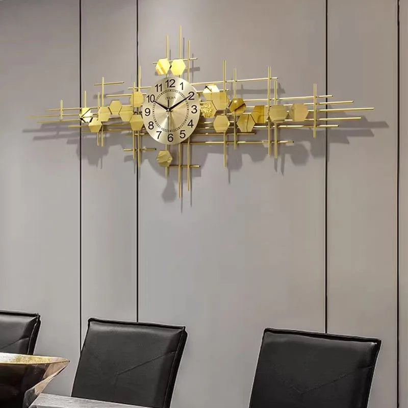 Luxury Wall Clock Trendy Creative Design for Dining Room and Living Room Minimalist Statement Piece Unique Personality Decor