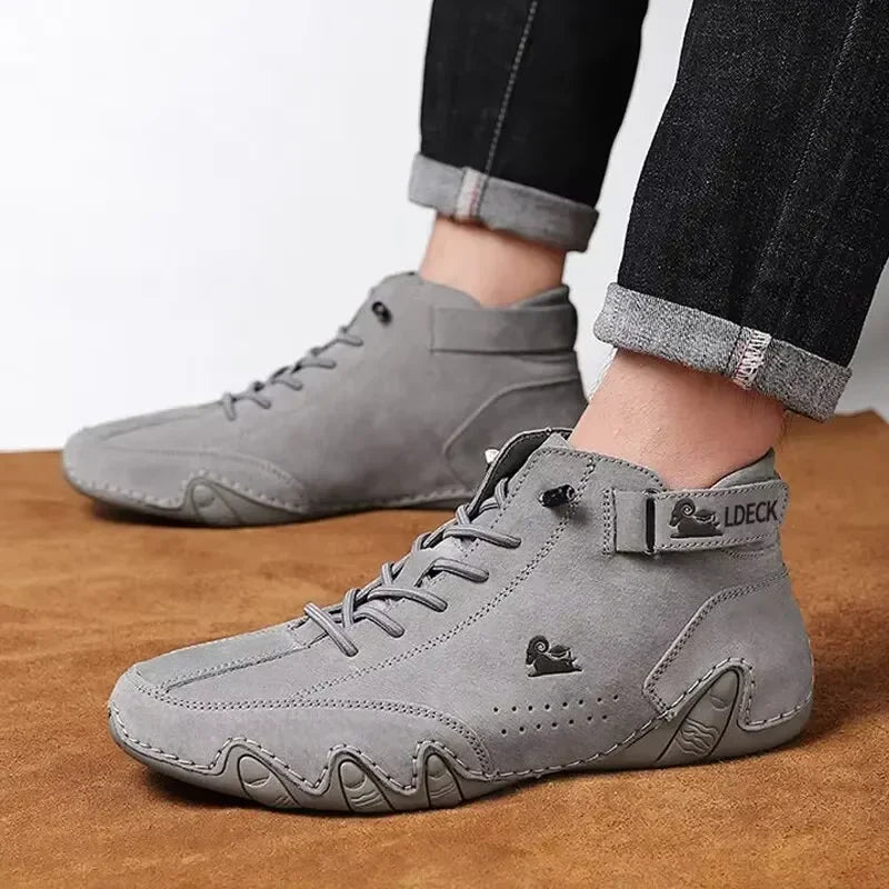 Men's Loafers Anti Slip Fashionable Versatile Business Flat Top High Top Shoes Breathable Comfortable Soft Soled Formal Shoes