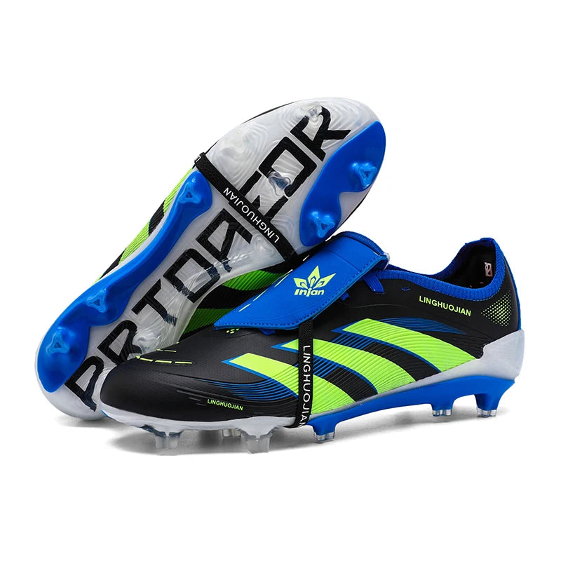 Professional-Level Football Shoes: High-Elastic Flyknit + Fg Long Studs No Slipping during Sudden Stops and Turns on the Field.