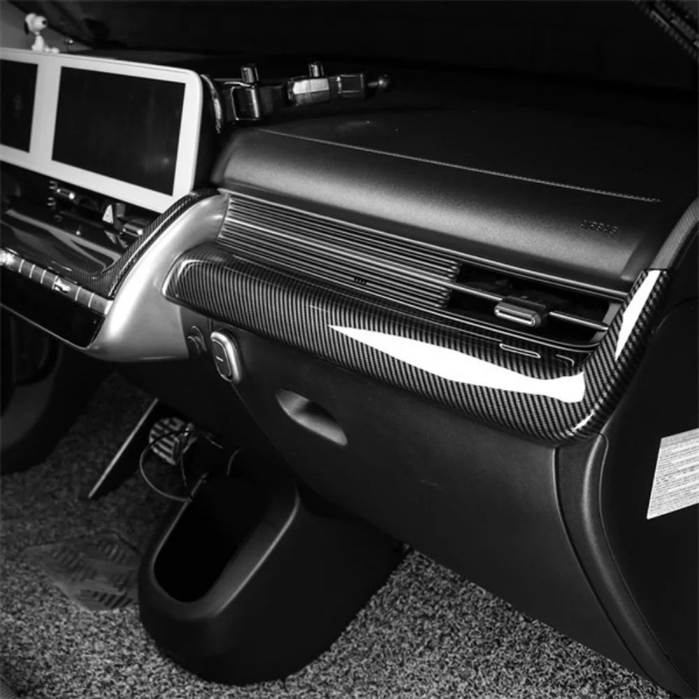 Auto Interior Trim Dashboard Trim Panel High-Performance Upgrade Kit For Hyundai IONIQ 5 / IONIQ 5 N 2022-2025 Left-hand Drive
