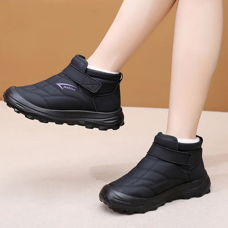 Women's cotton shoes for winter 2025 warm and comfortable casual and versatile waterproof and anti-slip wear-resistant shipping