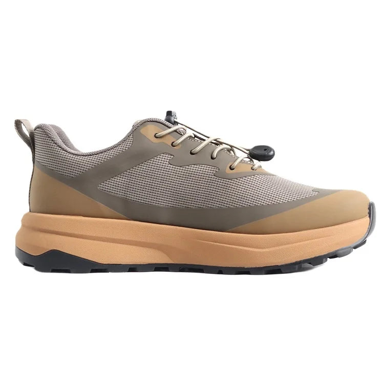 Men's sports shoes, a fashionable and casual style of sports shoes, with a lightweight, breathable and slip-resistant design.