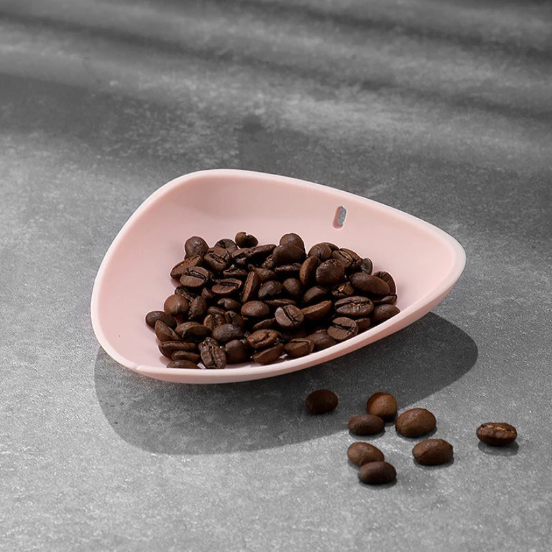 Coffee Beans Dosing Cup Coffee Bean Weighing Dish Coffee Distributor with Portable Humidification Spray Barista Accessories