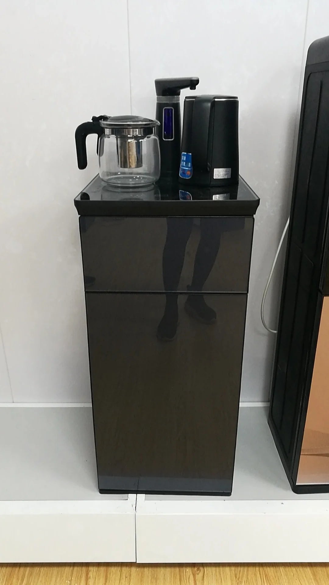 Multifunctional fashion household automatic tea bar machine water dispenser kettle