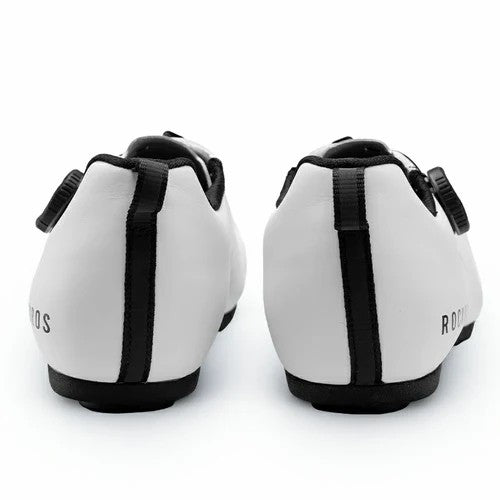 CR4 Clipless Cycling Shoes.  Ships from USA.